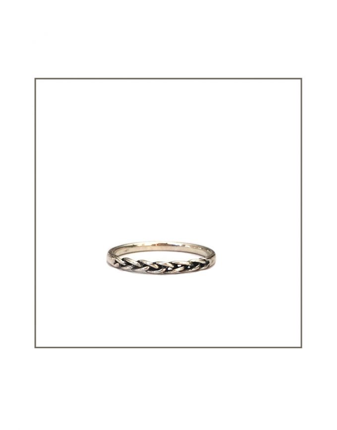 silver plaited ring