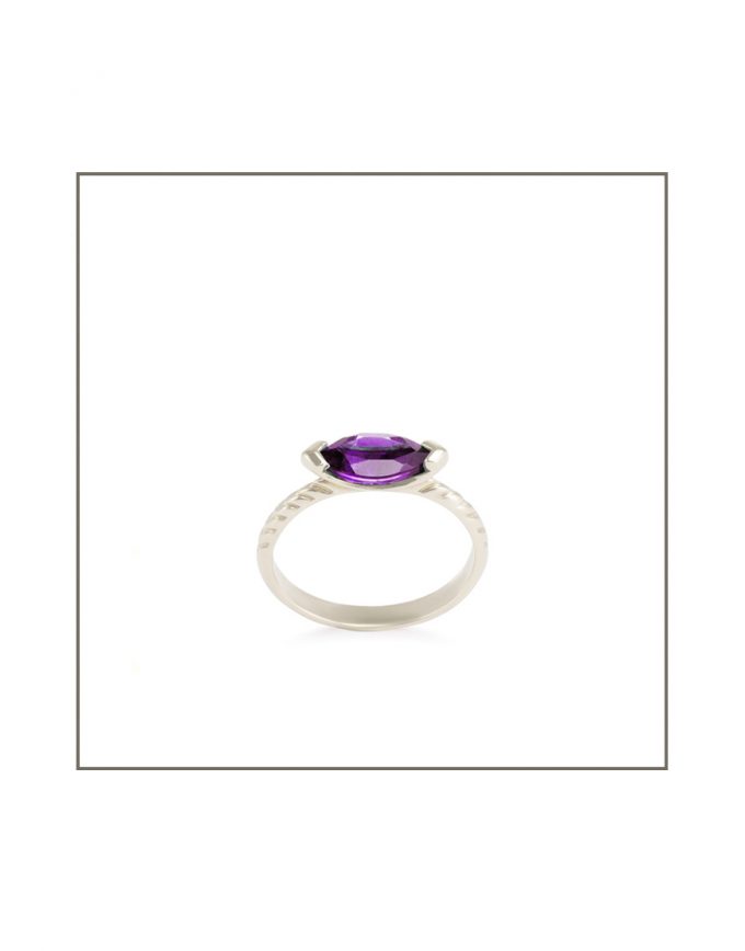 Amethyst and Silver 10x5mm Hammock Ring SIDE
