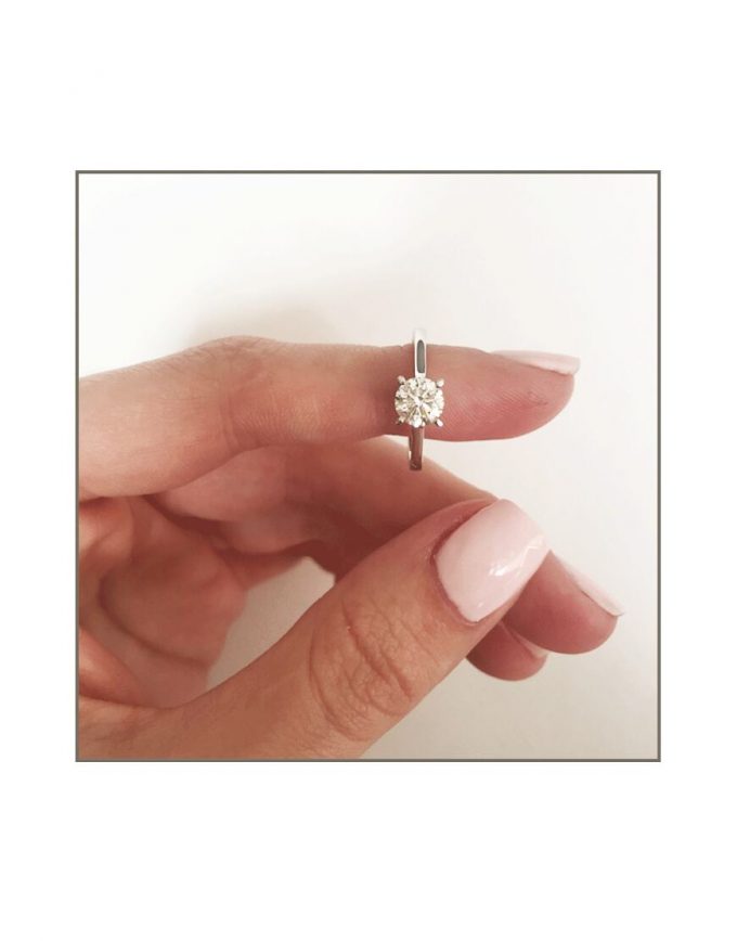 solitaire-in-9ct-white-gold solitaire-in-9ct-white-gold
