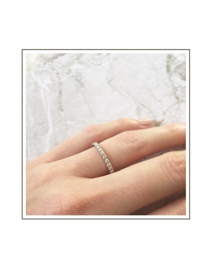 0.015ct 9ct White Gold Micro Band