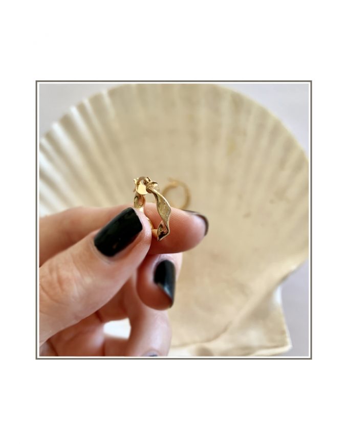 gold hoop twist earring